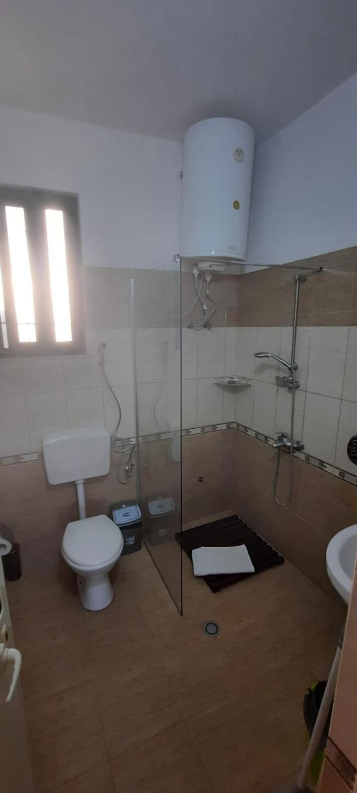 Vila Jone Golem  Zewnętrze zdjęcie